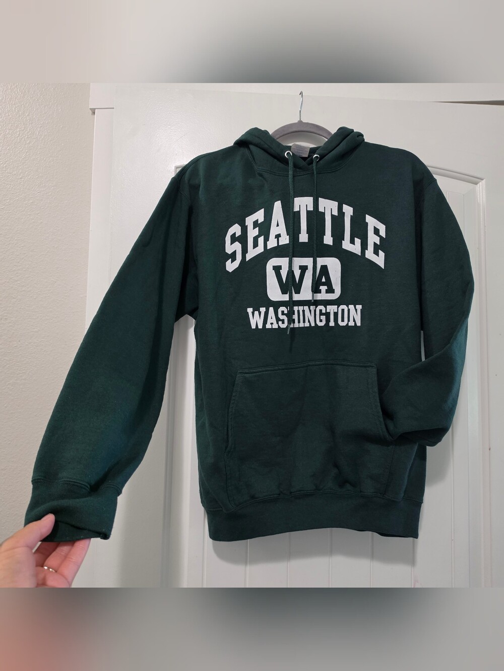 Seattle Washington Forest Green Pullover Hoodie